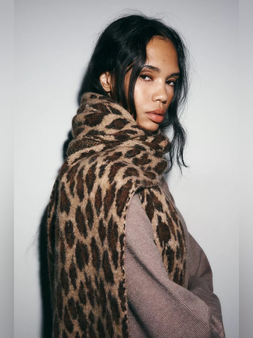 NEW. Zara Leopard Print Scarf. NWT